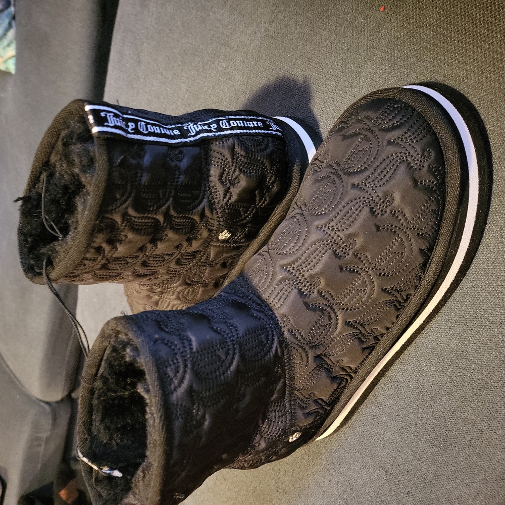 Juicy Couture Women's winter boots